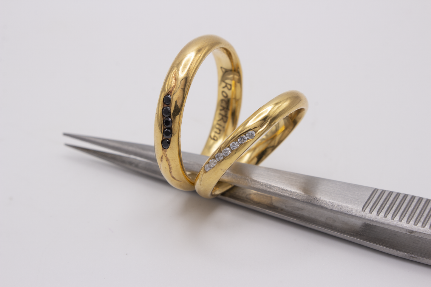 ROCKRING L 7 DIAMANTI BIANCHI - ORO GIALLO
